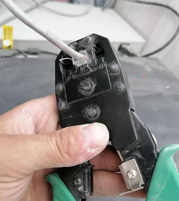 網線、水晶頭和壓線鉗調試與安裝 網線、水晶頭和壓線鉗調試與安裝